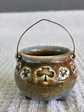Irish Wade Porcelain Miniature Cauldron Pot Rustic Green Blue Shamrocks Vintage